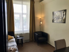 Komfortní kondominium s privátní koupelnou a toaletou. Na pokoji je single (80x2 Prague, Czechia Comfy condominium no. 8. Private bathroom/entrance Entire condo vacation rental 24488877