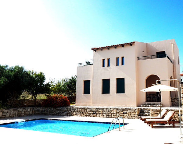 Enjoy a large two-story house with three air conditioned bedrooms, three bathroo Chania, Greece Eleanna Villas. Villa Eleni Entire villa vacation rental 16159828