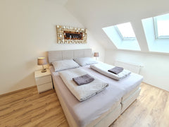 COZY ROOFTOP APARTMENT +++ BEST AREA OF VIENNA +++<br />WIEN MITTE +++ STADTPARK Vienna, Austria AM HEUMARKT - VIENNA CITY PARK APARTMENT 4 Entire rental unit vacation rental 50047111