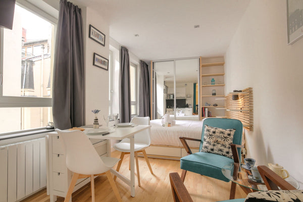 You will spend a pleasant stay in the heart of Lyon in this warm studio equipped Lyon, France Beautiful renovated studio, Lyon hypercenter Entire rental unit vacation rental 47522049