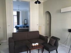 Centrally located close to stations ,historical center end shopping area it is i Brussels, Belgium Apartment in  St gilles close to Chatelain Entire rental unit vacation rental 7479915