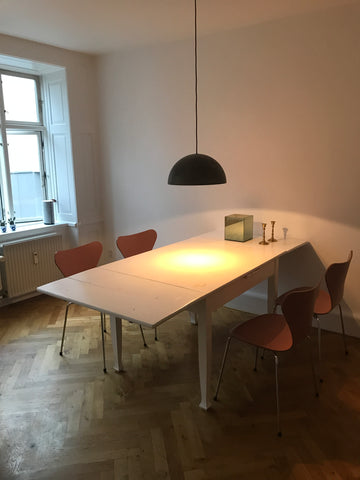 A beautiful and light apartment simply decorated with danish design furniture. T Copenhagen, Denmark Beautiful apartment in Copenhagen's most in street Entire rental unit vacation rental 19470281