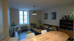 Appartement de 45m² au 3eme étage sans ascenseur très bien situé : <br />- 50m d Lyon, France Appartement cosy au coeur de Lyon Entire rental unit vacation rental 21750861