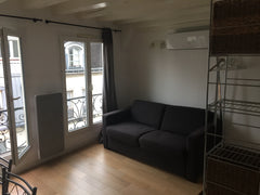 Close to the Pompidou Centre, you'll love the bright cheerful space and the loca Paris, France Cheerful air conditioned studio, Paris centre Entire rental unit vacation rental 15211996
