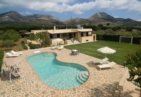 Naxos Cottage 2 is a villa of 130 sq.m on a quiet place, located 14 km from Naxo Greece Naxos cottage 2 Entire villa vacation rental 6278835