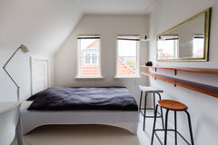 Dejligt hus med god have i roligt kvarter. Tæt på indkøbsmuligheder, og 1 min. t Copenhagen, Denmark Dejligt hus  160 kvm. i tre plan. Entire home vacation rental 10485528