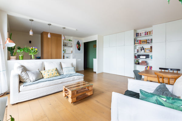 Découvrez notre joli appartement (accueil 5 personnes) à 50 mètres du canal St M Paris, France Appartement lumineux sur les toits de Paris. Entire rental unit vacation rental 28328617