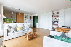 Découvrez notre joli appartement (accueil 5 personnes) à 50 mètres du canal St M Paris, France Appartement lumineux sur les toits de Paris. Entire rental unit vacation rental 28328617