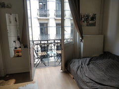 Small studio apartment for one person in the best location in Brussels! Beautifu Brussels, Belgium Small studio apartment in the center of Brussels Entire rental unit vacation rental 43917666