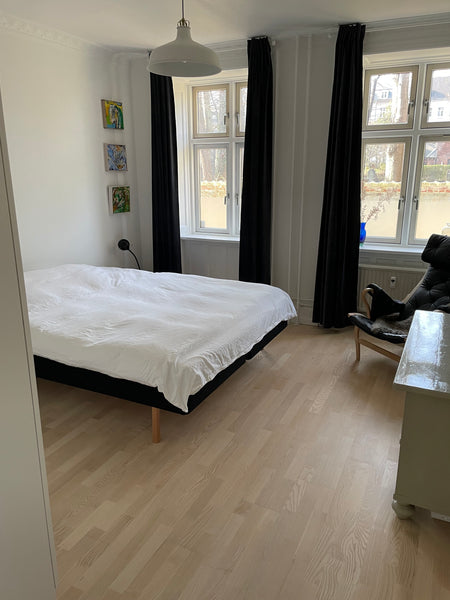 Nyd det simple liv i denne centralt beliggende baggårdsbolig, der samtidig emmer Copenhagen, Denmark Cozy, little apartment in the heart of CPH Entire condo vacation rental 21473610