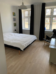 Nyd det simple liv i denne centralt beliggende baggårdsbolig, der samtidig emmer Copenhagen, Denmark Cozy, little apartment in the heart of CPH Entire condo vacation rental 21473610