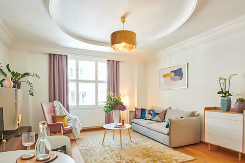 Beautiful spacious  newly refurbished  Old Town Apartment just few steps from th Prague, Czechia Spacious Old Town Square Apartment Entire serviced apartment vacation rental 43539889