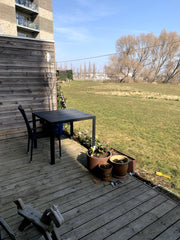 Slap af med hele familien i vores lejlighed. Her er en stor terrasse, legeplads,  Skøn lejlighed med gratis parkering på stedet Entire condo vacation rental 584400688126647982