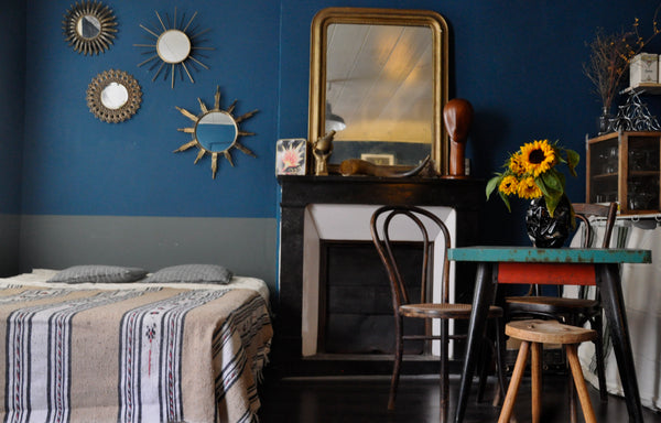 Charmant petit appartement rue des Martyrs, À 1 minute à pieds de la Station de  Paris, France Cosy flat Sacré coeur Entire rental unit vacation rental 3441061