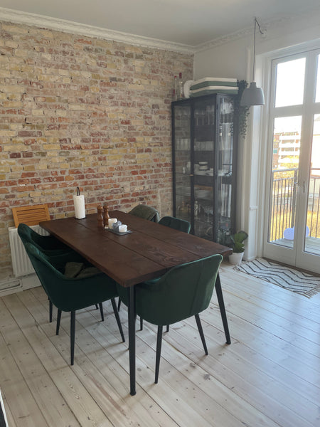 Lovely, light and cozy apartment located on the 4rd floor, with balcony<br />The Frederiksberg, Denmark Cozy apartment close to centre of Copenhagen Entire condo vacation rental 53349288