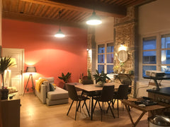 Profitez d'un logement élégant et à proximité du centre de croix rousse (Boulang France Lyon, croix rousse, un petit canut Entire rental unit vacation rental 713706453309104597