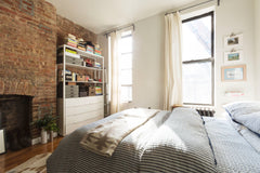 Spacious studio. 5 minute walk to NoLiTa / LES / SoHo. Best location in Lower Ma Los Angeles, CA Rental unit in New York · 1 bedroom · 1 bed · 1 bath Entire rental unit vacation rental 5718494