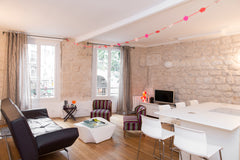 Very luminous, modern and confortable flat with all the facilities (wifi, micro- Paris, France Modern apartment - Heart of Paris Entire rental unit vacation rental 3448003