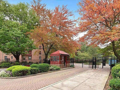 The House of Grace features a one bedroom apartment in a gated community with 24 New York, United States Rental unit in Queens · ★5.0 · 1 bedroom · 1 bed · 1 bath Entire rental unit vacation rental 46115871