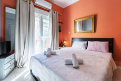 A cute modern flat, located in Ampelokipoi, a real Athenian neighborhood, the pe Athens, Greece Lovely two bedroom apt in Ampelokipoi Entire rental unit vacation rental 52888016