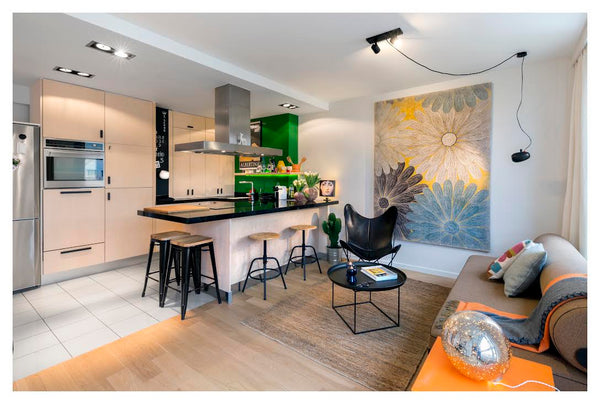 Lightly one bedroom apartment (50 m2), confortable with large windows. Close to  Grez-Doiceau, Belgium Lightly apt downtown very close from Ste Catherine Entire rental unit vacation rental 23019881