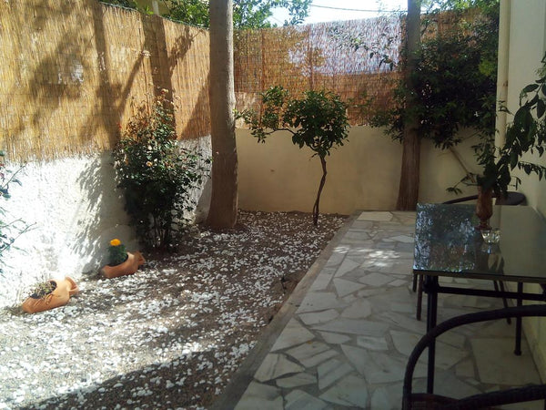 test<br /><br /><b>License number</b><br />00000137545 Heraklion, Greece Fully furnished relaxing apartment with garden 2 Entire rental unit vacation rental 25644003