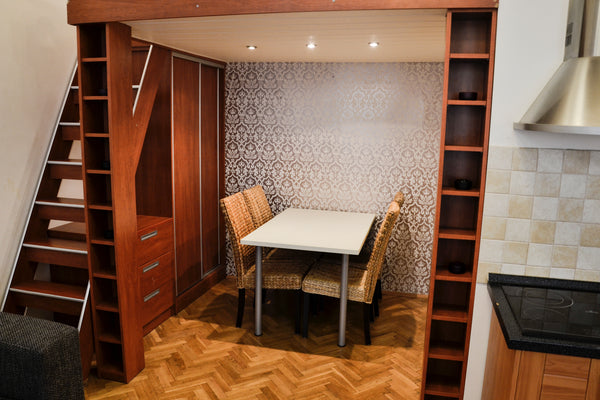 Located just a few steps from the vibrant and history-dense Wenceslas Square, ju  Romantic Studio Apartment in the Heart of Prague Entire rental unit vacation rental 374937