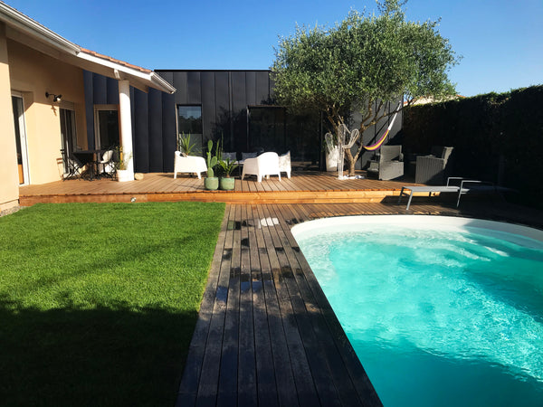 Maison avec piscine, grande et jolie terrasse en bois, idéalement située. A 15 m Bruges, France Maison avec piscine et terrasse, idéalement située Entire home vacation rental 44071119