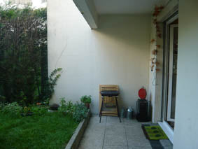 L'appartement possède un jardin, un balcon et un parking.<br />Il est calme et l Paris, France Apt 2 pièces de 60m² avec jardin Entire rental unit vacation rental 6933670