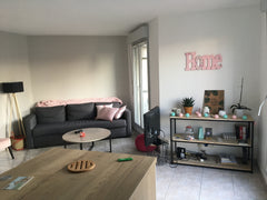 Bel appartement de 53m² très lumineux sans vis à vis récemment refait à neuf qui Lyon, France Beau T2 de 53m² très lumineux et chaleureux Entire rental unit vacation rental 25007722