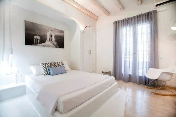 Our deluxe double rooms offer an unparalleled feeling of luxury and aesthetic qu  Deluxe Double Room in boutique hotel vacation rental 24612658