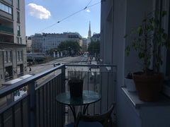 Located in a highly central location, across the bridge from Schwedenplatz, a vi New York, NY Perfect room in city center with a private balcony Private room in rental unit vacation rental 19981635