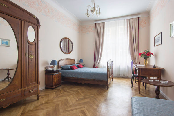 Soak up the art nouveau vintage charms of this fully-remodeled, boutique apartme Prague, Czechia Art Nouveau Prague: Live like a vintage era local! Entire rental unit vacation rental 36692820