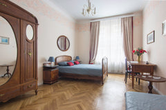Soak up the art nouveau vintage charms of this fully-remodeled, boutique apartme Prague, Czechia Art Nouveau Prague: Live like a vintage era local! Entire rental unit vacation rental 36692820