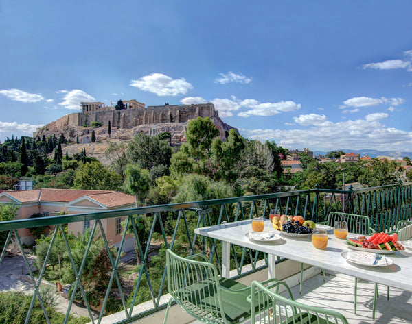 This unique, luxury apartment, recently renovated (in 2016), spacious (110m2) an Athens, Greece Frixos Acropolis Luxury Apartment Entire rental unit vacation rental 15366300