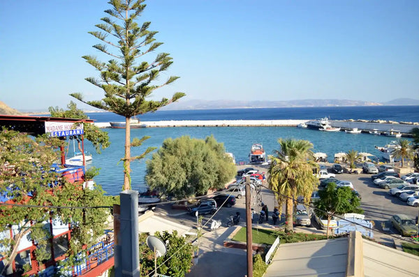 A small house that can comfortably accommodate 2 people. With 1 double bed,1 sin Agia Galini, Greece Selena's Sea View - Studio 3 Entire rental unit vacation rental 48517458