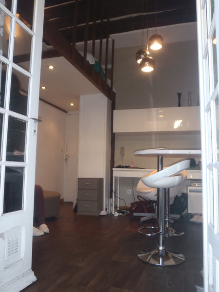 Studio au rdc, calme, jardin du Luxembourg.  <br />Commerces : Rue de Rennes, Mo  Studio charmant Jardin Luxembourg Private room in rental unit vacation rental 3107510