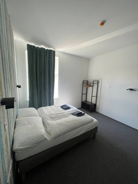 Beautiful room 3005 on the upper floor in the center of Prague. RECONSTRUCTION o Prague, Czechia Room 305 on the third floor (RECONSTRUCTION WORKS) Private room in condo vacation rental 641701098093924042