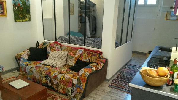 Charmant petit appartement très fonctionnel, aménagé avec goût et distinction.<b Geneva, Switzerland 2 pièces esprit loft dans le Marais Entire rental unit vacation rental 6274000