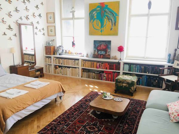 An antidote to bland hotel rooms :)<br />My flat is on the first floor of an his Prague, Czechia Artist's Studio - below Vysehrad Castle Entire rental unit vacation rental 14975005