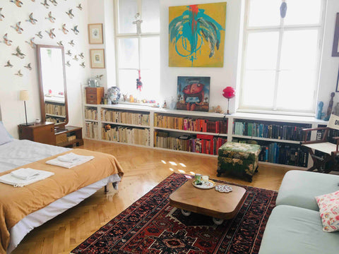 An antidote to bland hotel rooms :)<br />My flat is on the first floor of an his Prague, Czechia Artist's Studio - below Vysehrad Castle Entire rental unit vacation rental 14975005