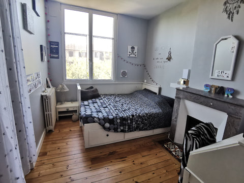 Bed and breakfast au 1er étage d'une maison de ville type échoppe bordelaise com Talence, France Chambres privées à Talence proche Bordeaux Private room in home vacation rental 44240149