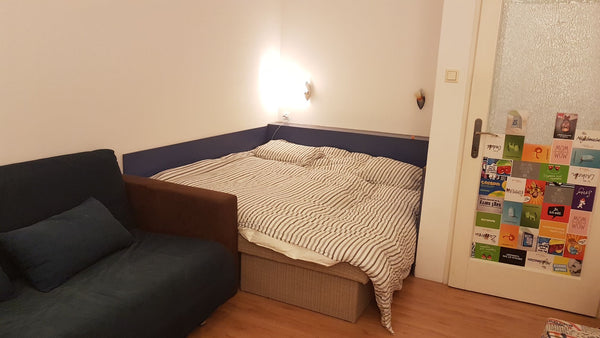 A cozy room in a 2 bedroom flat with view and direct access to the danau canal.  Fosses, France Double room with view over the danau canal Private room in rental unit vacation rental 21516322