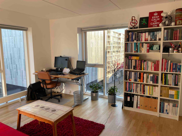 Light and spacious room in penthouse flat, 800 metres from Ørestad train and Met Copenhagen, Denmark Light and quiet room in penthouse apartment, Cph S Private room in condo vacation rental 551890234503618858
