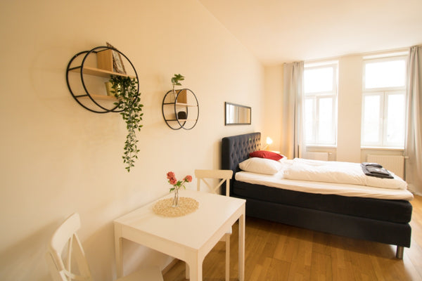 This modern apartment is perfectly located next to the underground. A very conve Vienna, Austria Studio-Apartment between Schoenbrunn & the City Center (20) Entire rental unit vacation rental 593500107545076694
