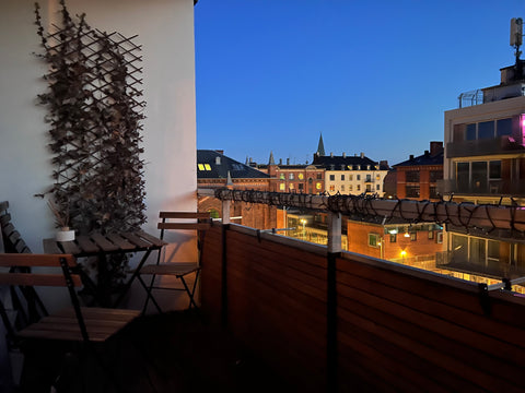 Amazing neighbourhood in the heart of vesterbro, with cafes, restaurant, grocery  CPH, Lovely apartment in the center of Vesterbro Entire condo vacation rental 602111370521466779