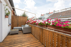 Welcome to my  roof apartment in 5th district of Vienna! Attention: 2 cat-inhabi Vienna, Austria Cosy room near City Center & Central Station Private room in condo vacation rental 20253357