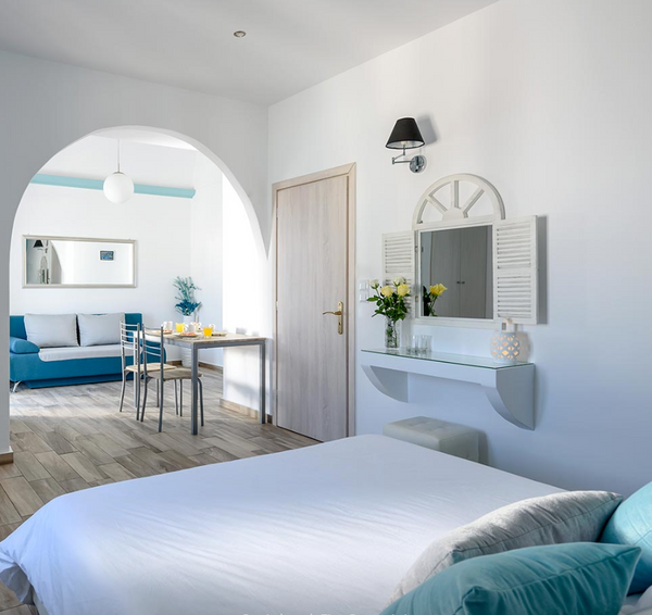 Senior Suite with outdoor Jacuzzi<br />40 square meters | Max Occupancy 4 Guests Bodrum, Turkey GRSTSAN102-5 Senior Suite With Outdoor Jacuzzi Entire home vacation rental 42266063