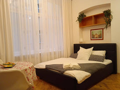 Monolocale di recente ristrutturato in pieno centro storico.  Nice Studio Entire condo vacation rental 624940041174676559
