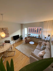 Dejlig lejlighed med altan på rolig gade, midt i det trendy Stefansgadekvarter c Copenhagen, Denmark Skøn lejlighed på Nørrebro i København Entire condo vacation rental 617315815813391755